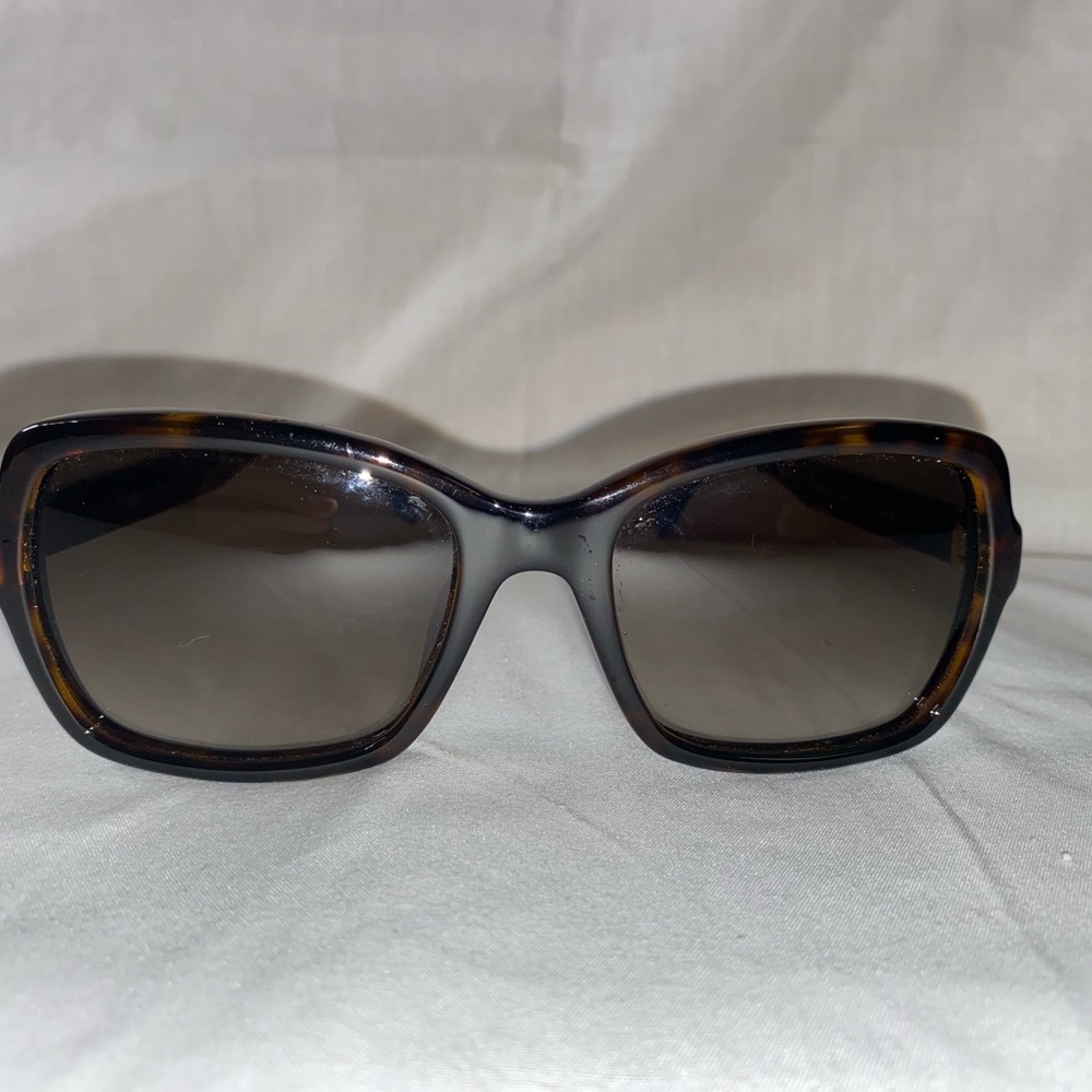 FENDI  sunglasses used